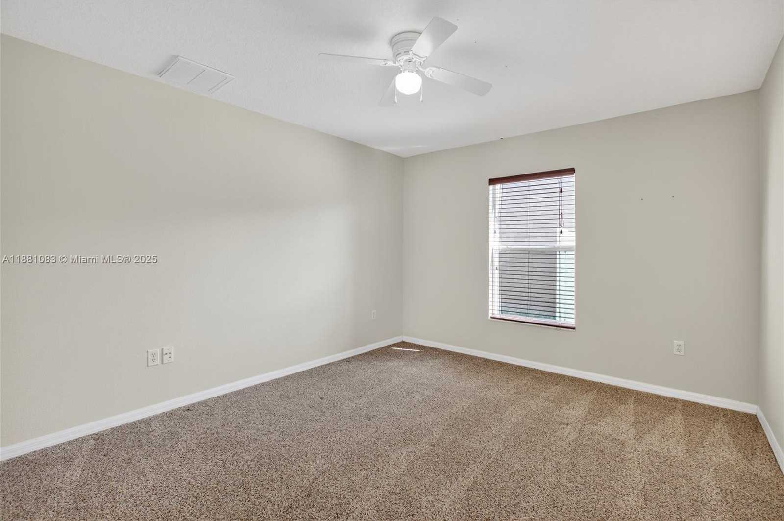 Small Image of 6721 SPARKLING WAY, Other City - In The State Of Florida Number 16