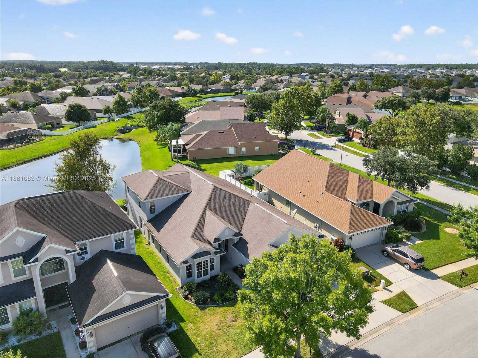 Small Image of 6721 SPARKLING WAY, Other City - In The State Of Florida Number 24