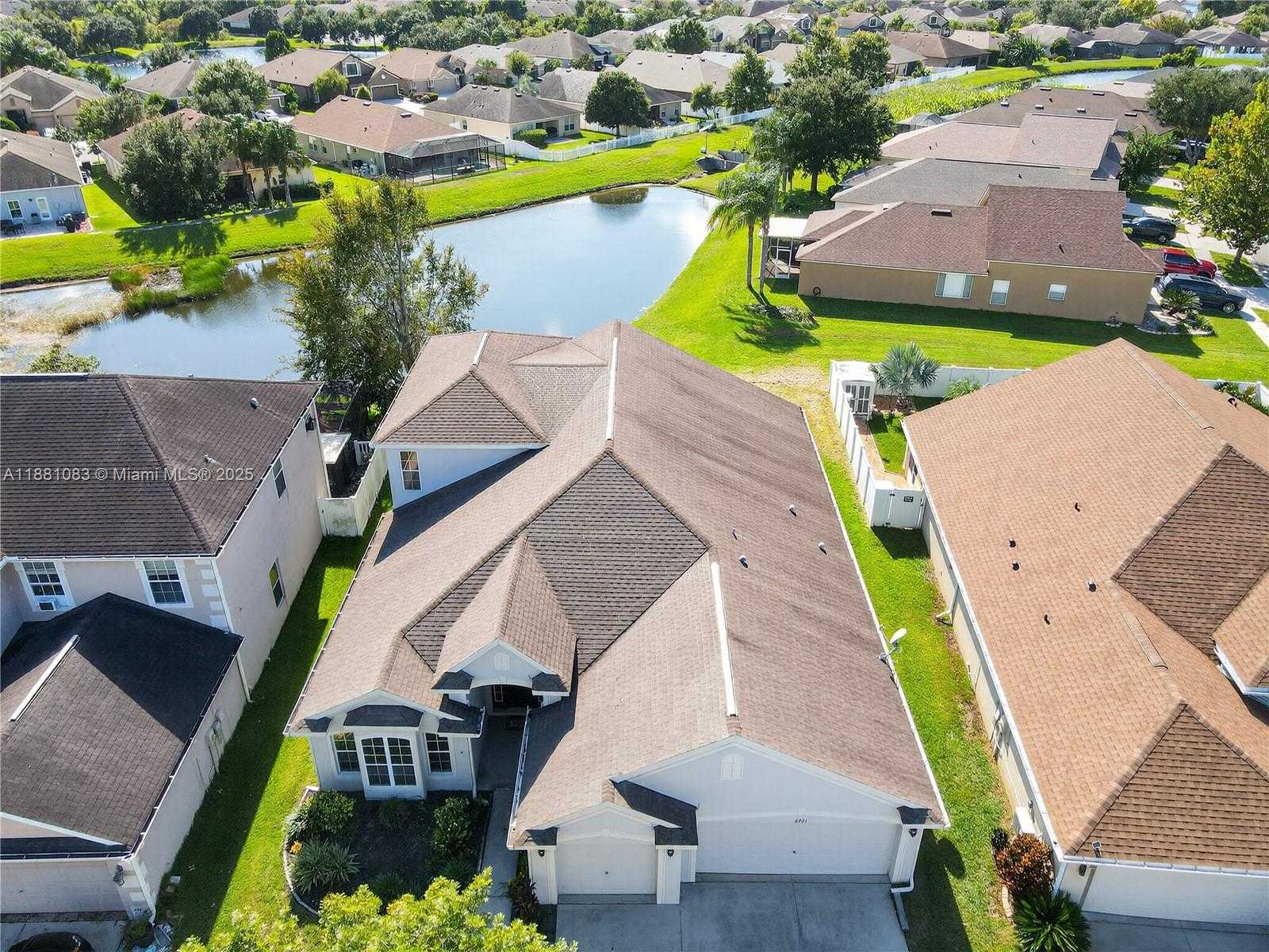Small Image of 6721 SPARKLING WAY, Other City - In The State Of Florida Number 26