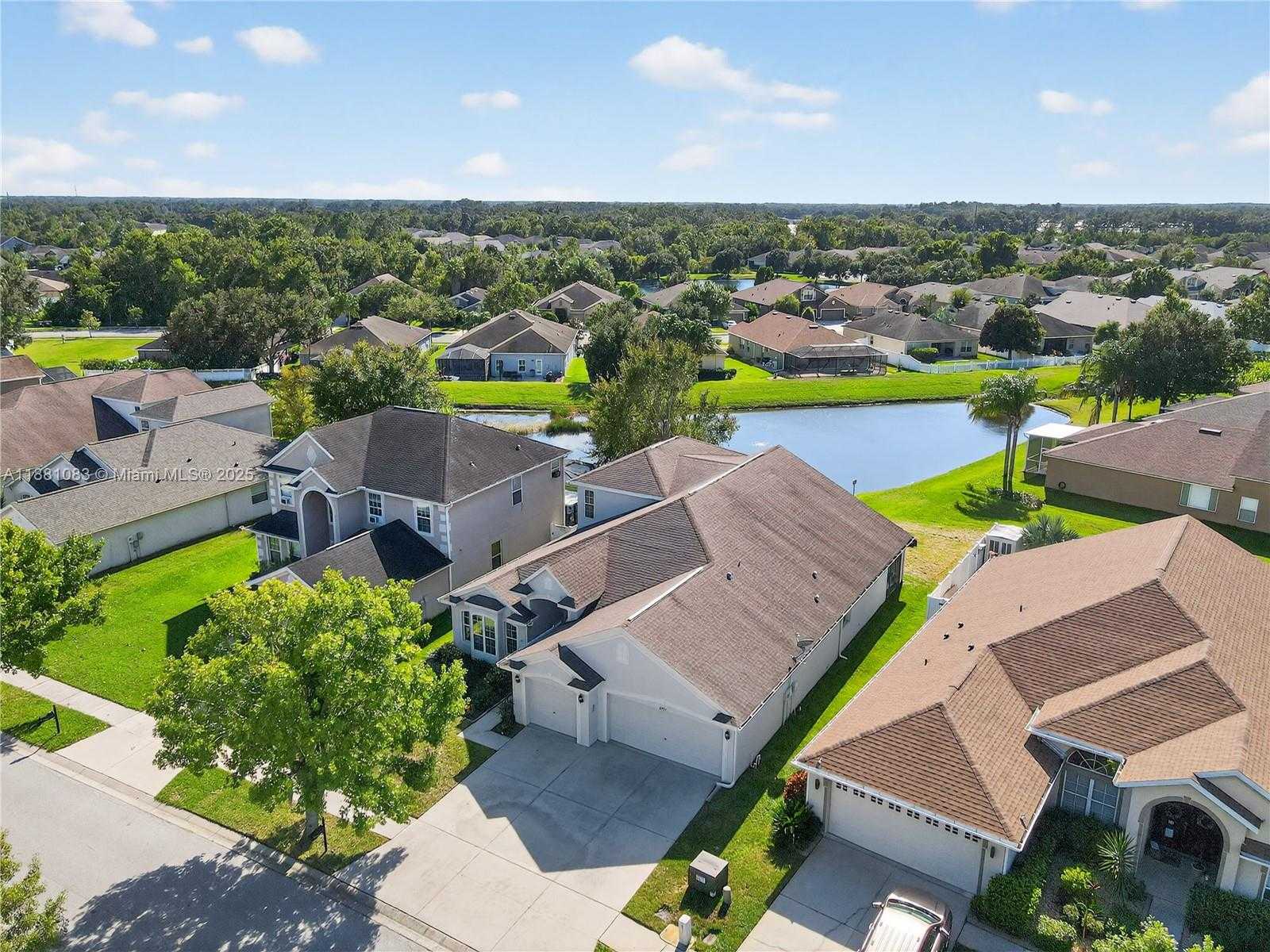 Small Image of 6721 SPARKLING WAY, Other City - In The State Of Florida Number 33
