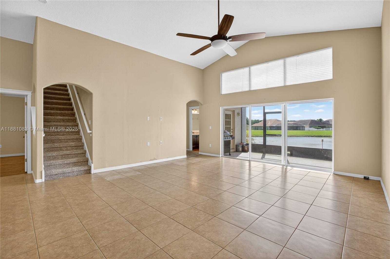 Small Image of 6721 SPARKLING WAY, Other City - In The State Of Florida Number 4