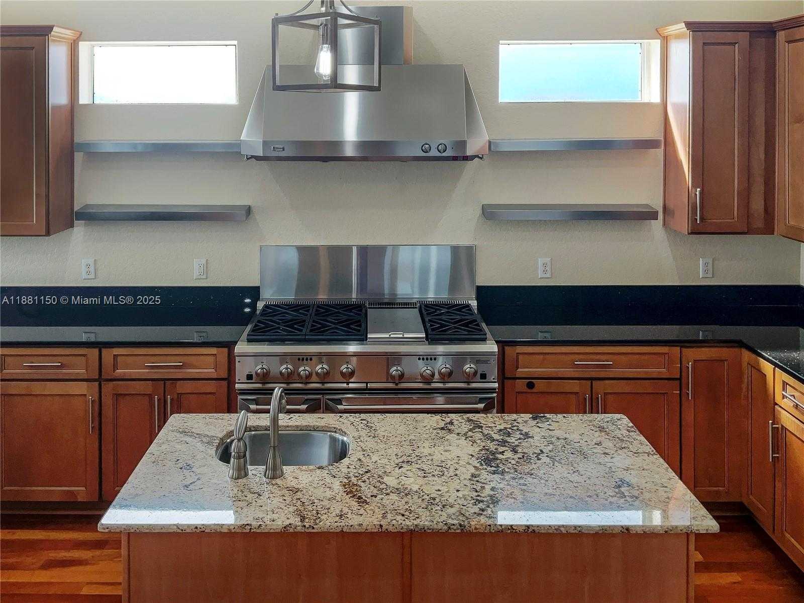 Small Image of 1340 APOLLO BEACH BLVD S, Other City - In The State Of Florida Number 10