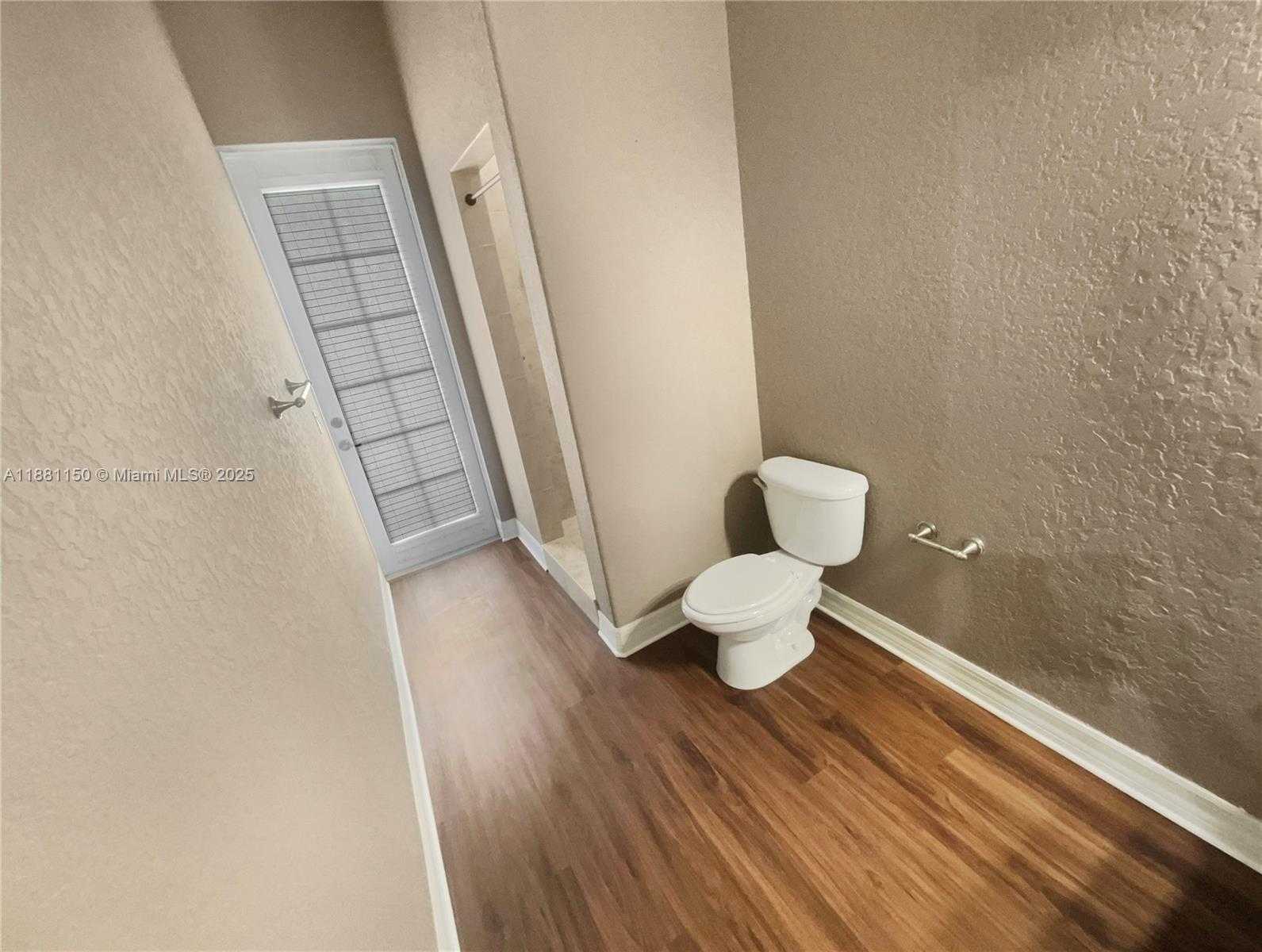 Small Image of 1340 APOLLO BEACH BLVD S, Other City - In The State Of Florida Number 33