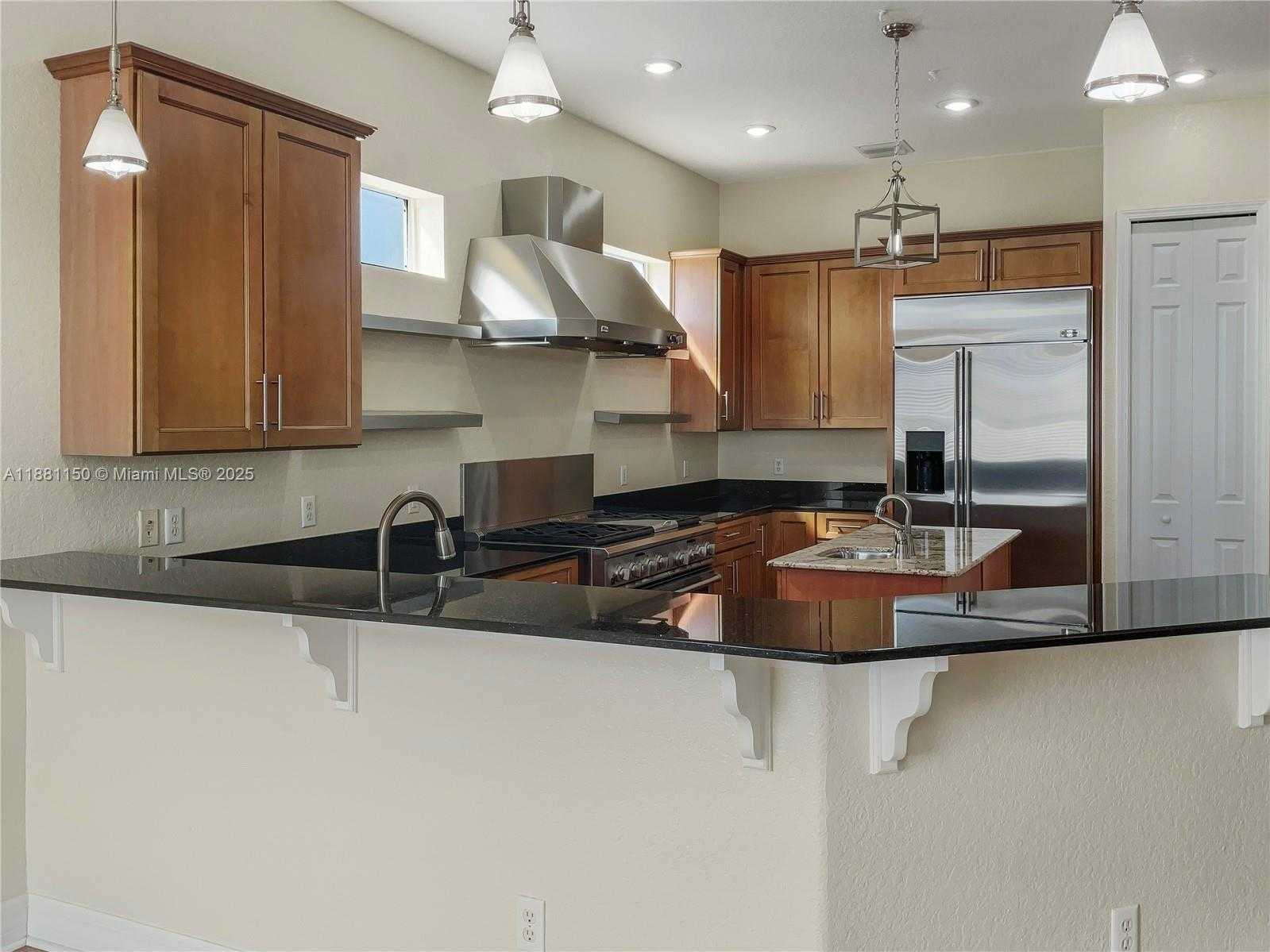Small Image of 1340 APOLLO BEACH BLVD S, Other City - In The State Of Florida Number 8