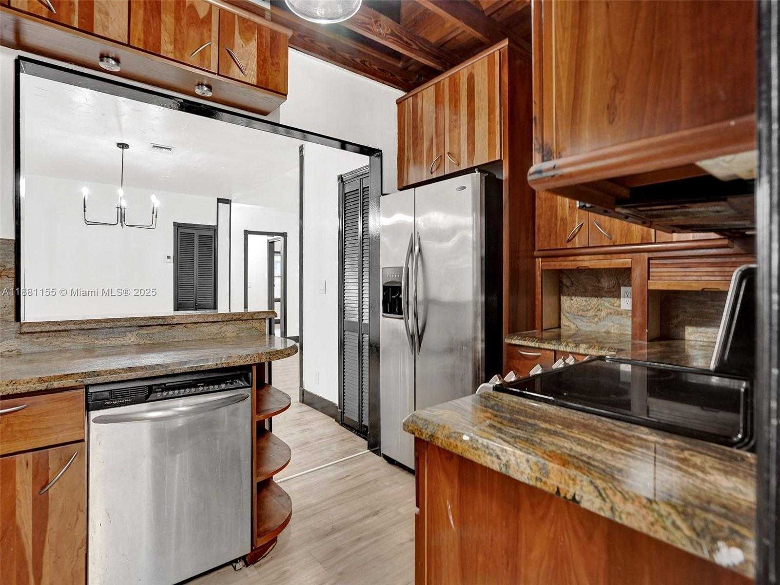 Small Image of 1409 SOUTH WEST 1ST STREET, Fort Lauderdale Number 10