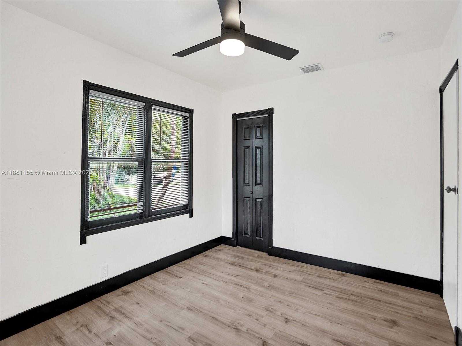 Small Image of 1409 SOUTH WEST 1ST STREET, Fort Lauderdale Number 17
