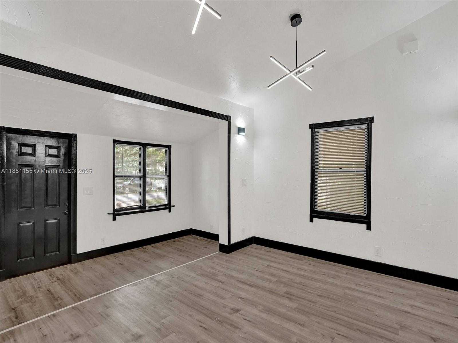 Small Image of 1409 SOUTH WEST 1ST STREET, Fort Lauderdale Number 4