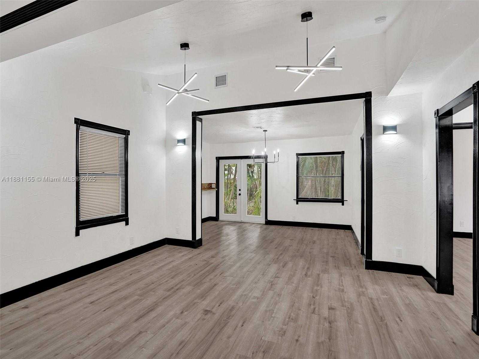 Small Image of 1409 SOUTH WEST 1ST STREET, Fort Lauderdale Number 6