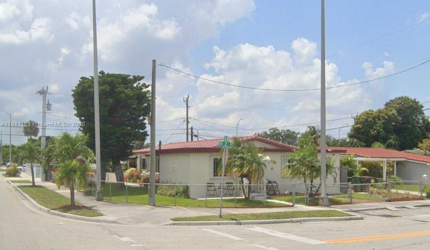 Small Image of 990 EAST 2ND ST, Hialeah Number 21