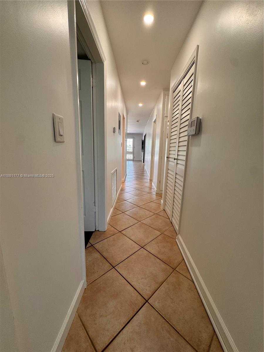 Small Image of 1406 POLK ST, Hollywood Number 25