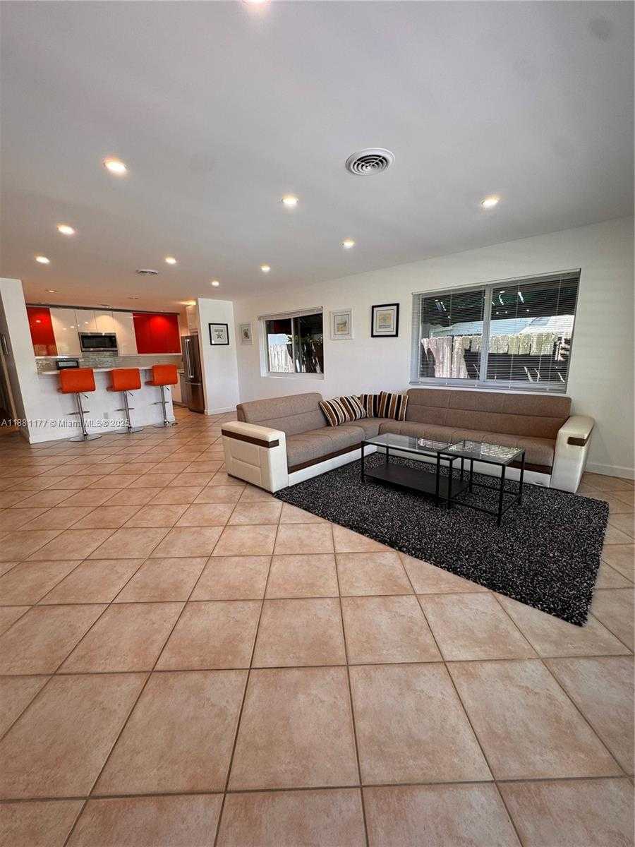 Small Image of 1406 POLK ST, Hollywood Number 6