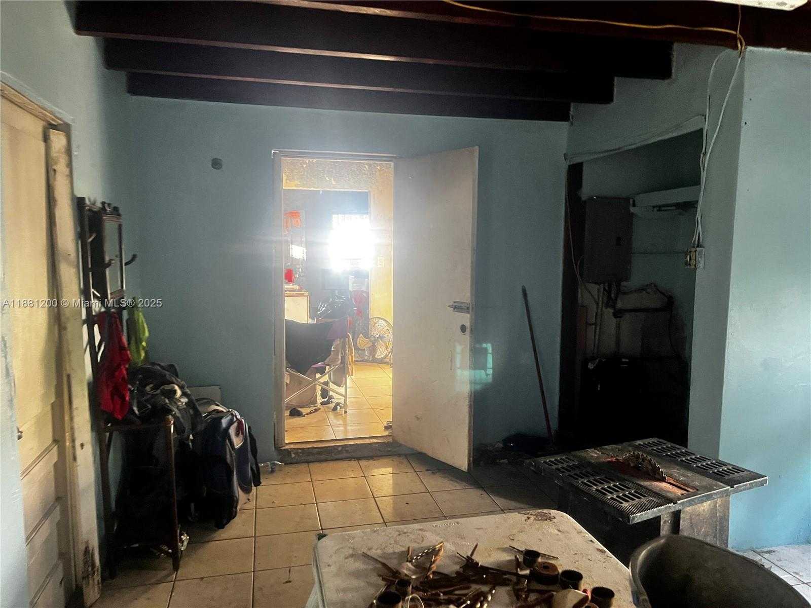 Small Image of 1132 NORTH WEST 118TH ST, Miami Number 10