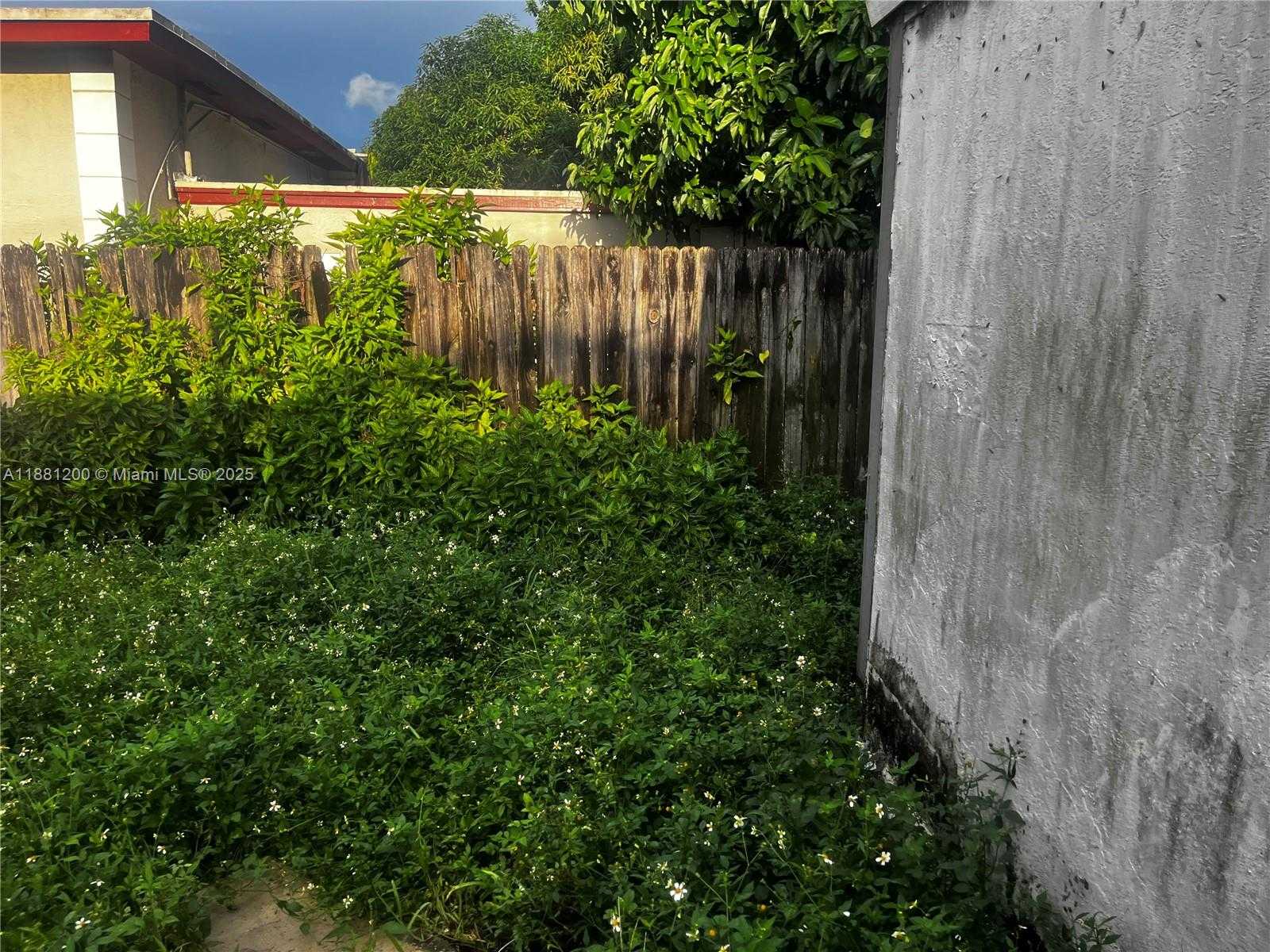 Small Image of 1132 NORTH WEST 118TH ST, Miami Number 13