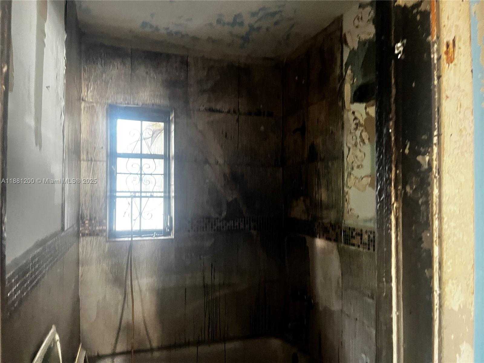 Small Image of 1132 NORTH WEST 118TH ST, Miami Number 22