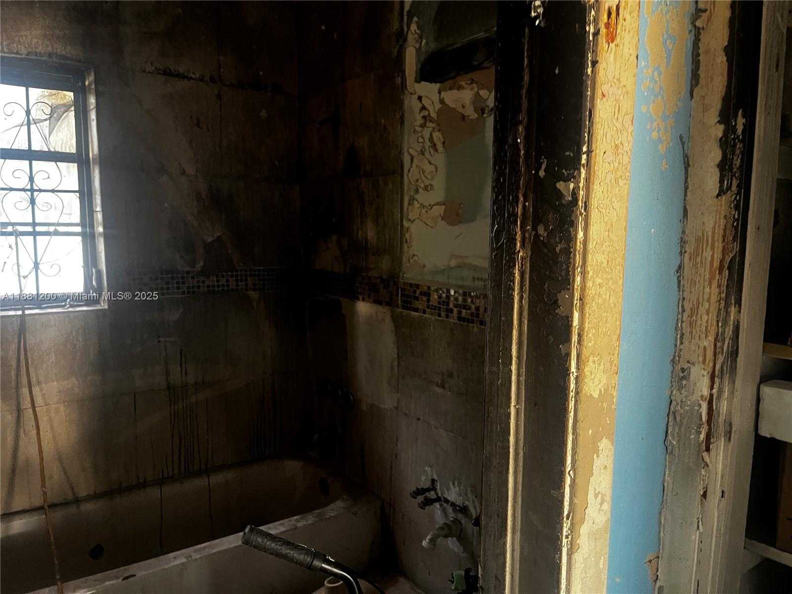 Small Image of 1132 NORTH WEST 118TH ST, Miami Number 23