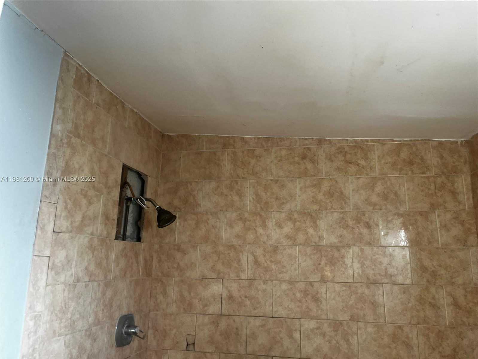 Small Image of 1132 NORTH WEST 118TH ST, Miami Number 40