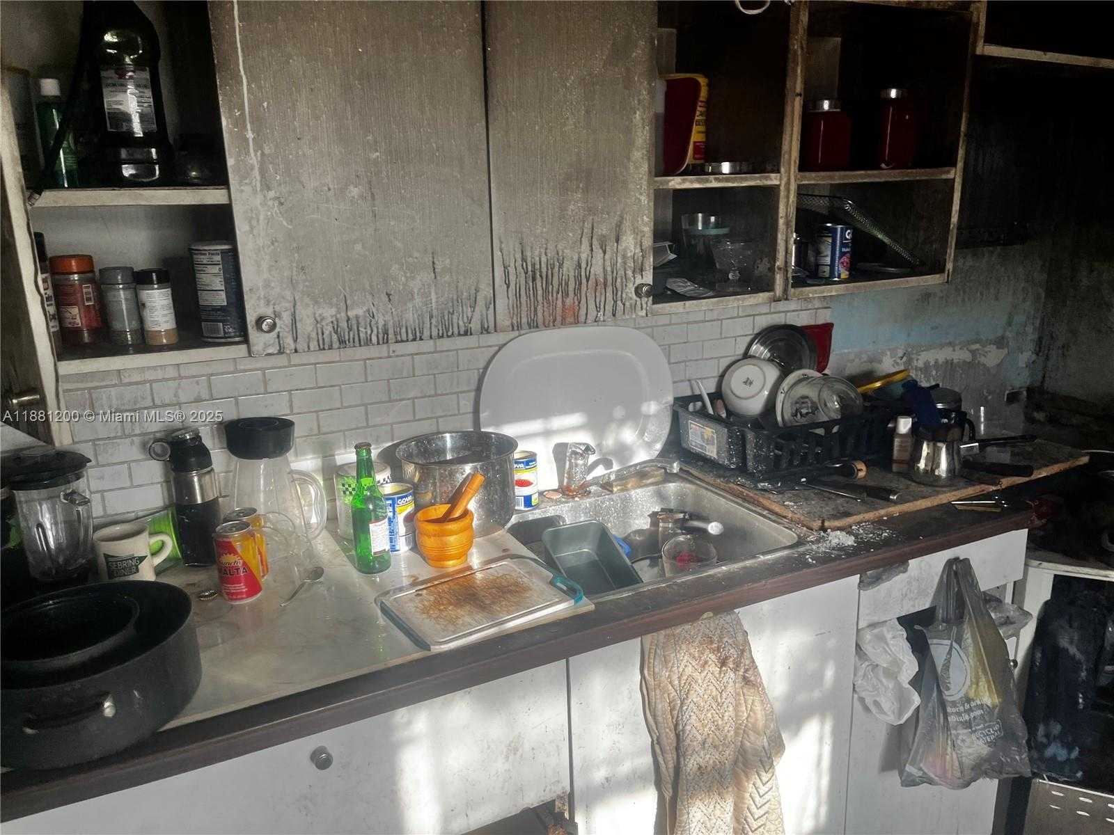Small Image of 1132 NORTH WEST 118TH ST, Miami Number 45