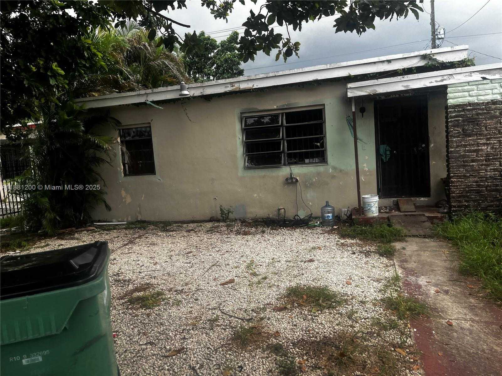 Small Image of 1132 NORTH WEST 118TH ST, Miami Number 47