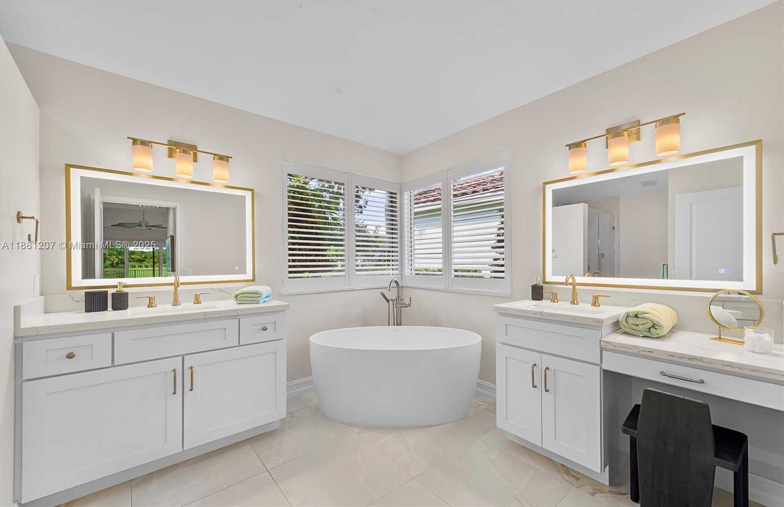 Small Image of 2666 PALMER PL, Weston Number 13