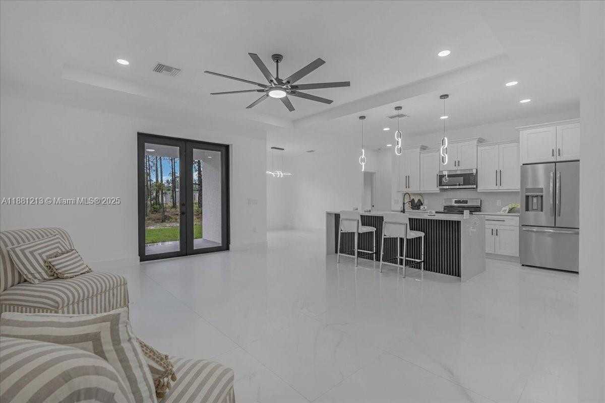 Small Image of 1201 JOHN AVE, Lehigh Acres Number 14