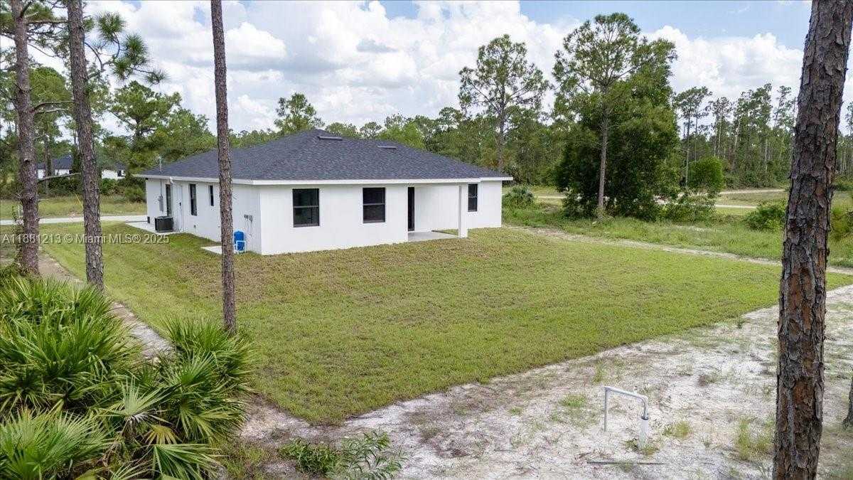 Small Image of 1201 JOHN AVE, Lehigh Acres Number 60