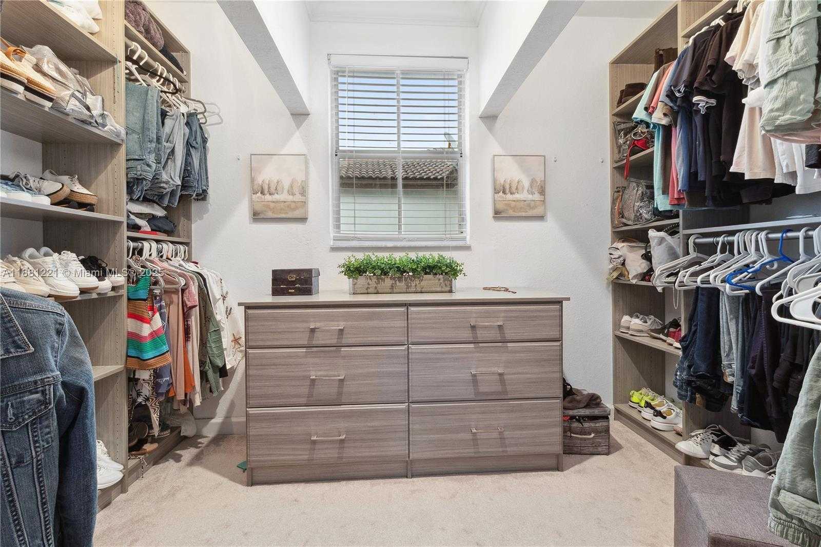 Small Image of 11257 NORTH WEST 78TH ST, Doral Number 38