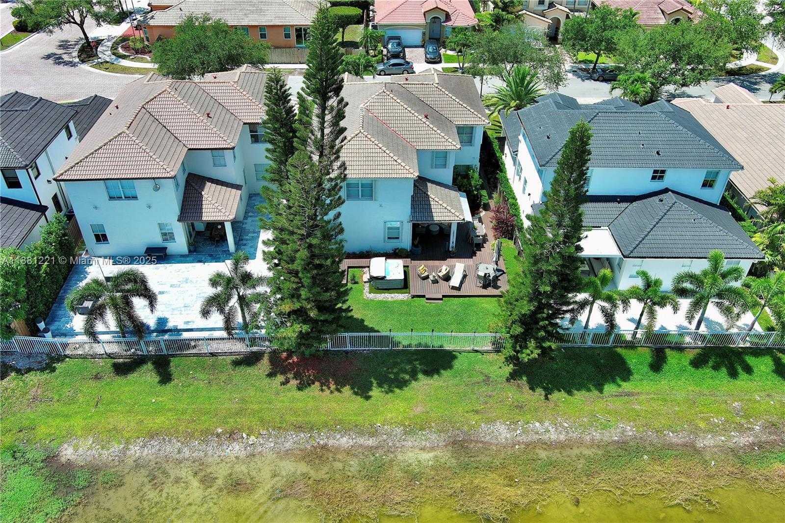 Small Image of 11257 NORTH WEST 78TH ST, Doral Number 48