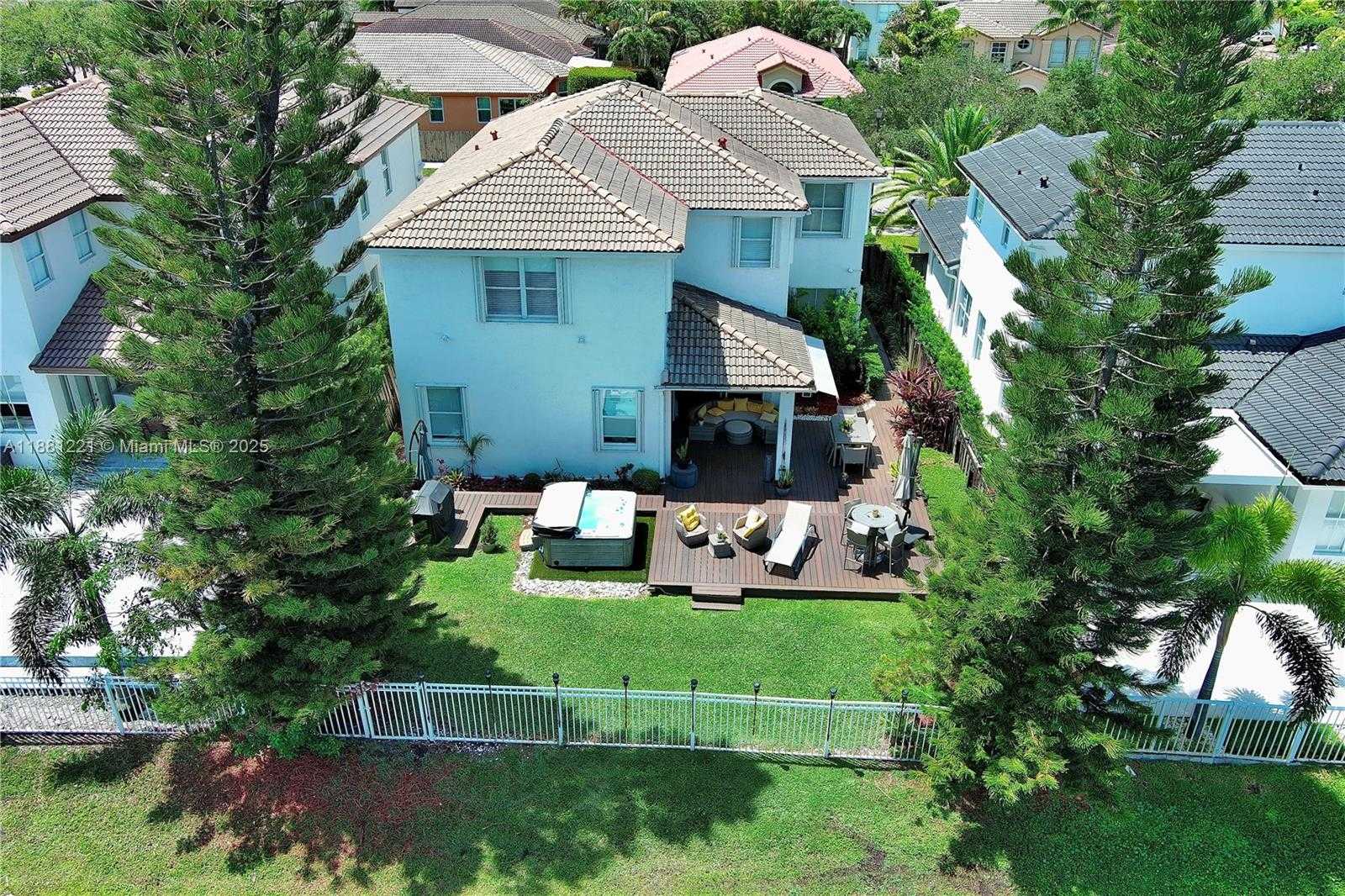 Small Image of 11257 NORTH WEST 78TH ST, Doral Number 49