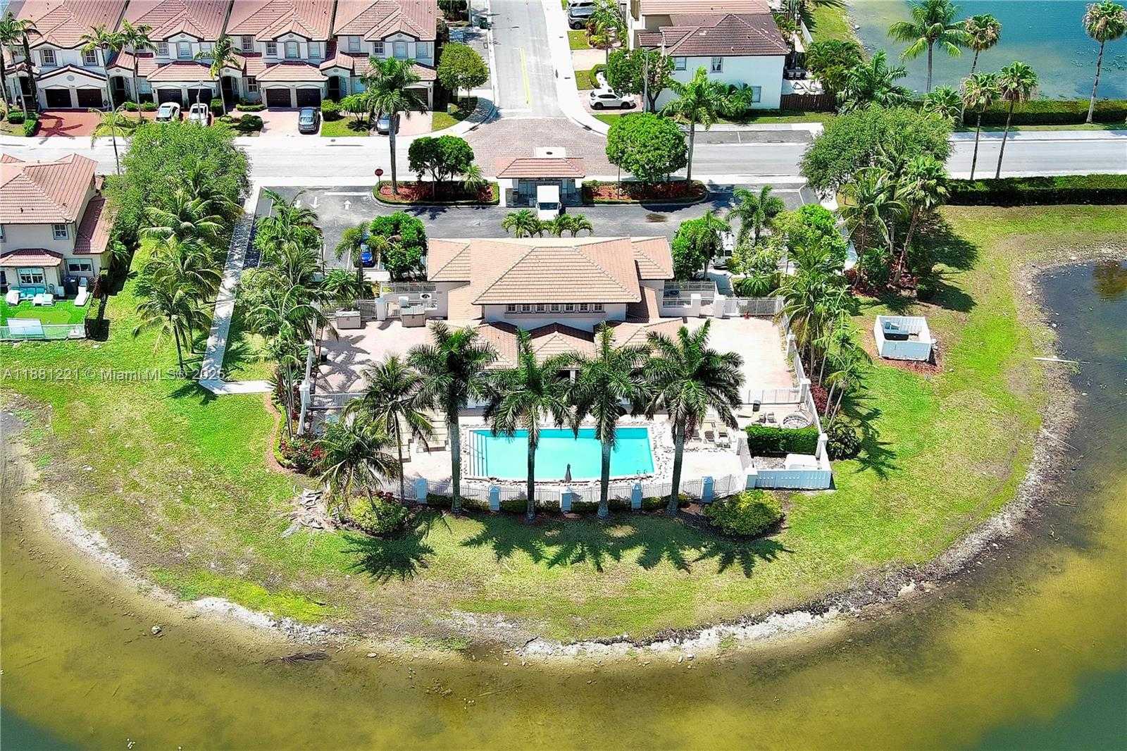 Small Image of 11257 NORTH WEST 78TH ST, Doral Number 57