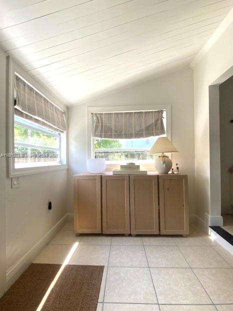 Small Image of 2952 VIRGINIA ST, Miami Number 3