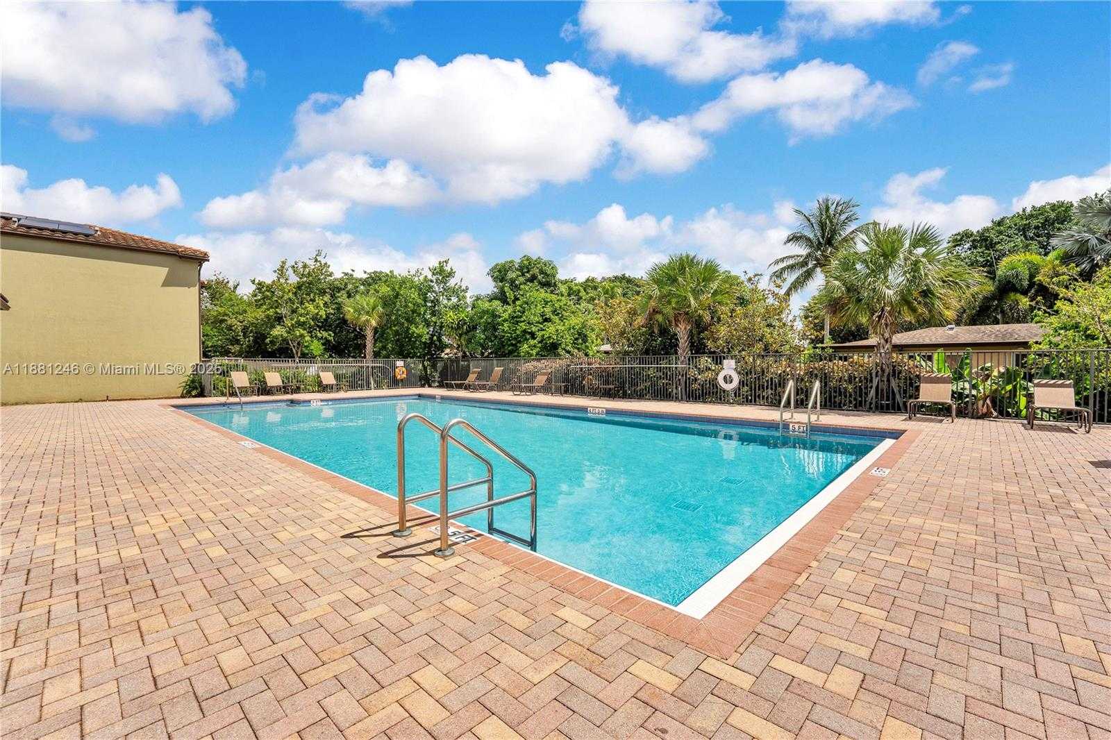 Small Image of 5904 NORTH WEST 46TH LN, Tamarac Number 22