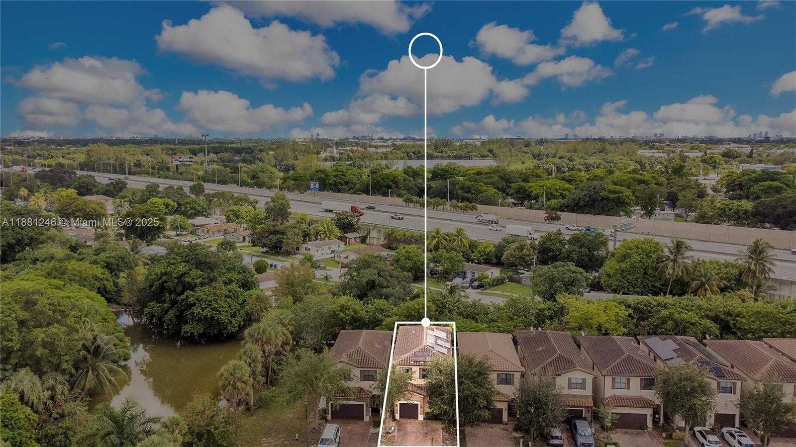 Small Image of 5904 NORTH WEST 46TH LN, Tamarac Number 25