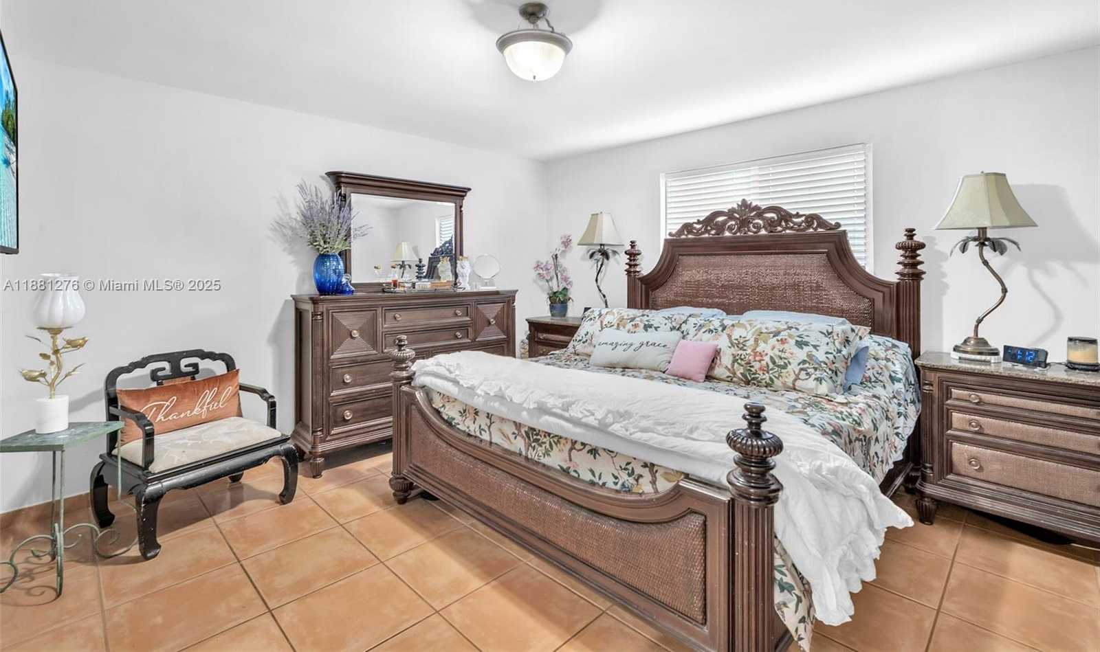 Small Image of 16834 NORTH WEST 70TH AVE, Hialeah Number 5