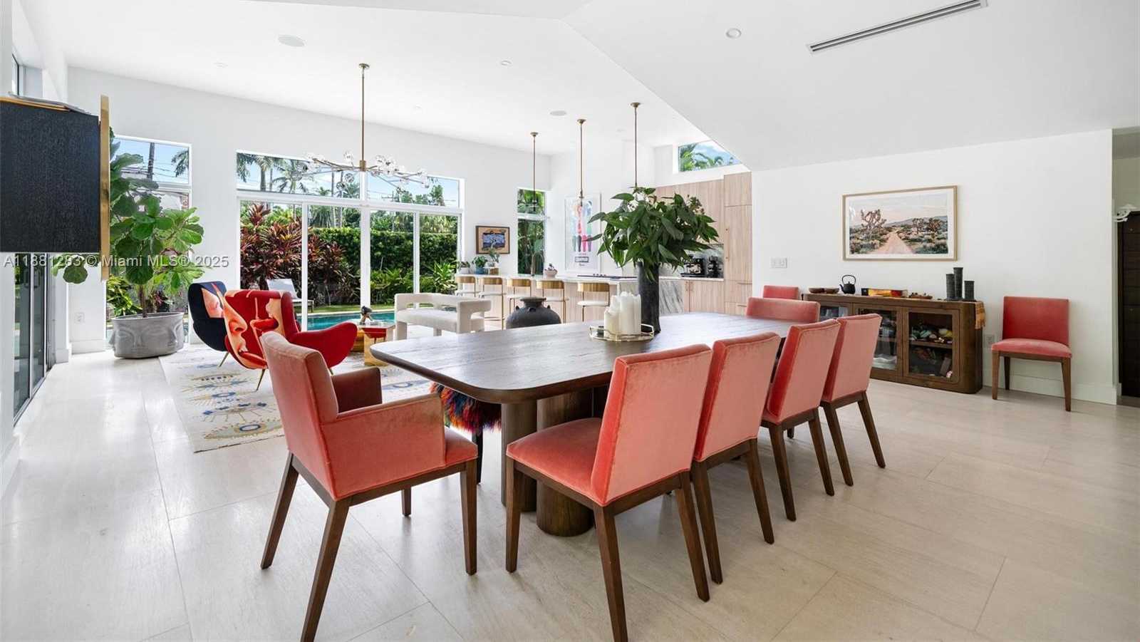 Small Image of 520 EAST DILIDO DR, Miami Beach Number 6
