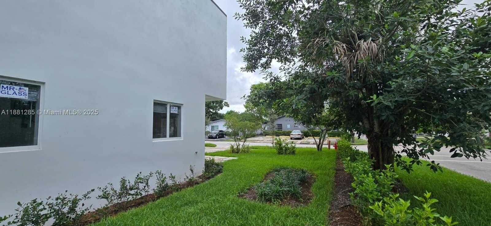 Small Image of 141 NORTH WEST 11TH ST, Pompano Beach Number 13