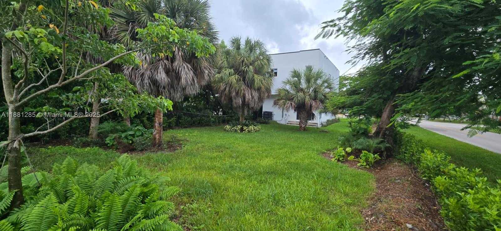 Small Image of 141 NORTH WEST 11TH ST, Pompano Beach Number 15