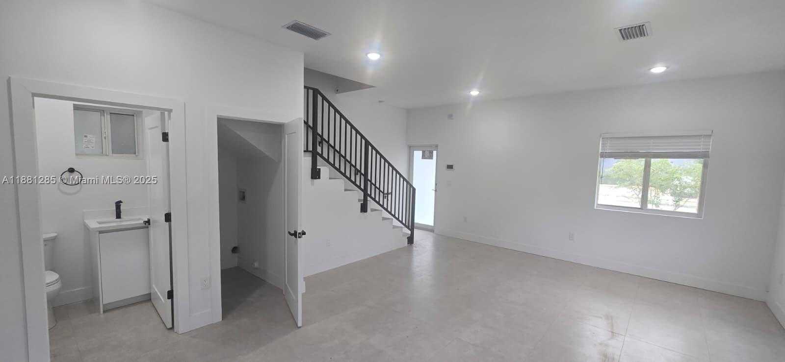 Small Image of 141 NORTH WEST 11TH ST, Pompano Beach Number 19