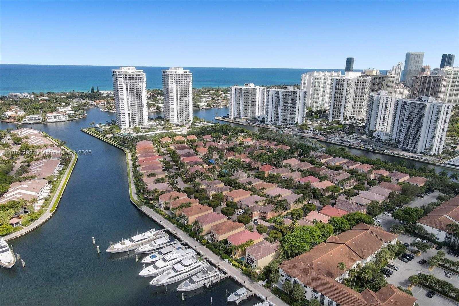 Small Image of 3710 NORTH EAST 208TH TER, Aventura Number 4