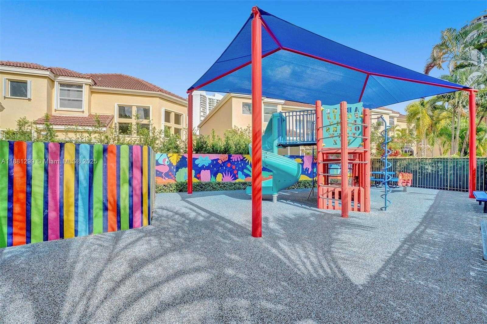 Small Image of 3710 NORTH EAST 208TH TER, Aventura Number 7