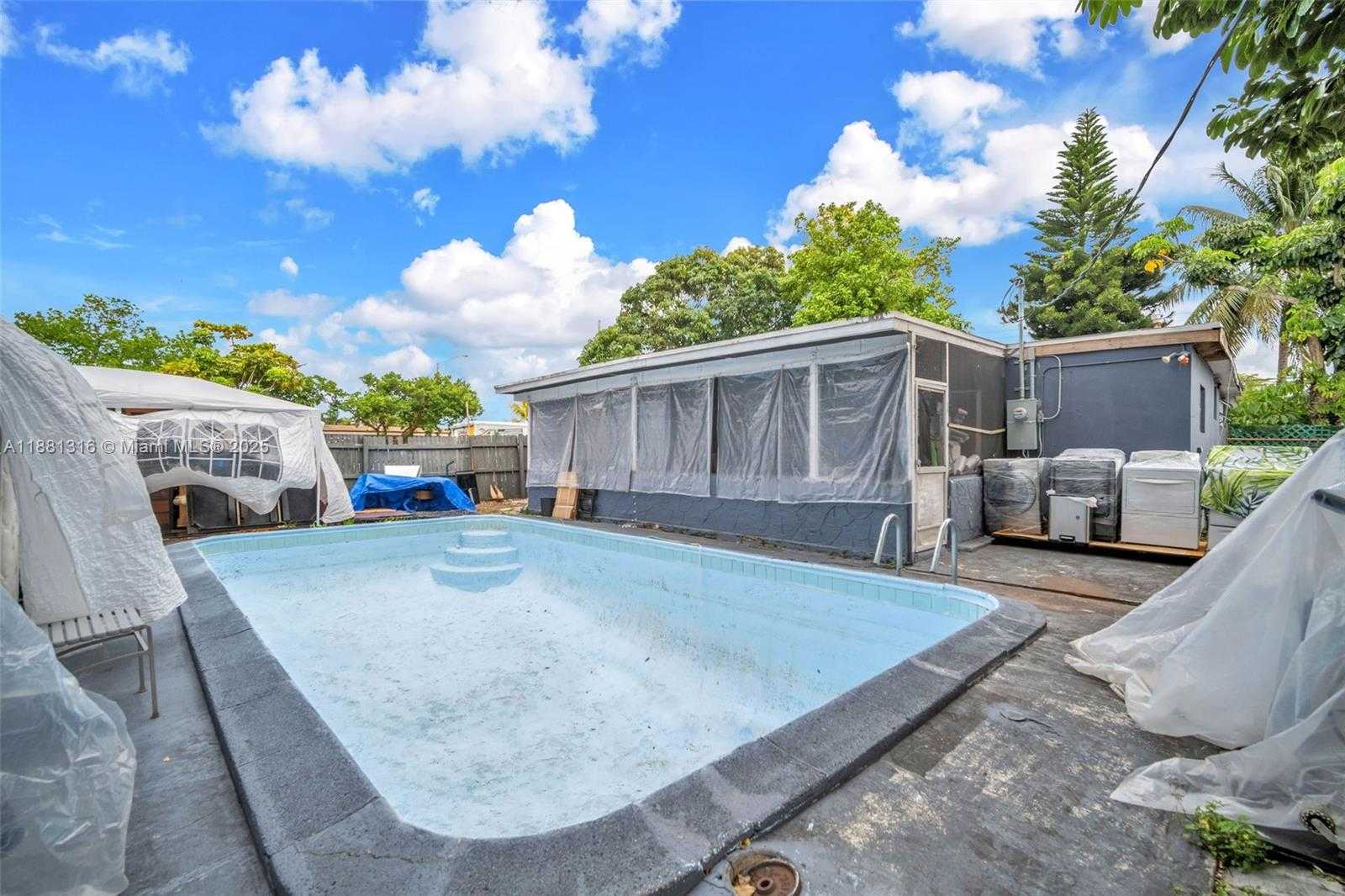Small Image of 551 NORTH WEST 183RD ST, Miami Gardens Number 25