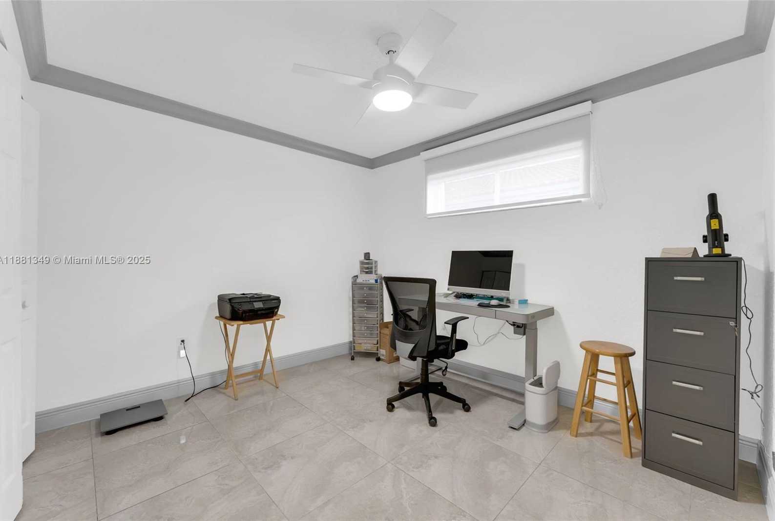 Small Image of 7710 WEST 30TH LN, Hialeah Number 11