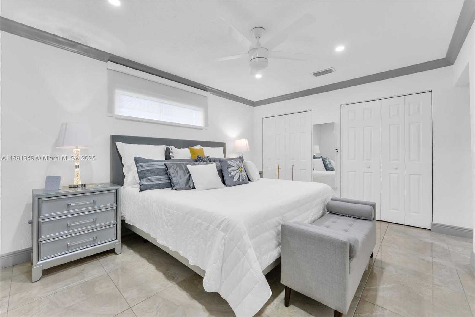 Small Image of 7710 WEST 30TH LN, Hialeah Number 26