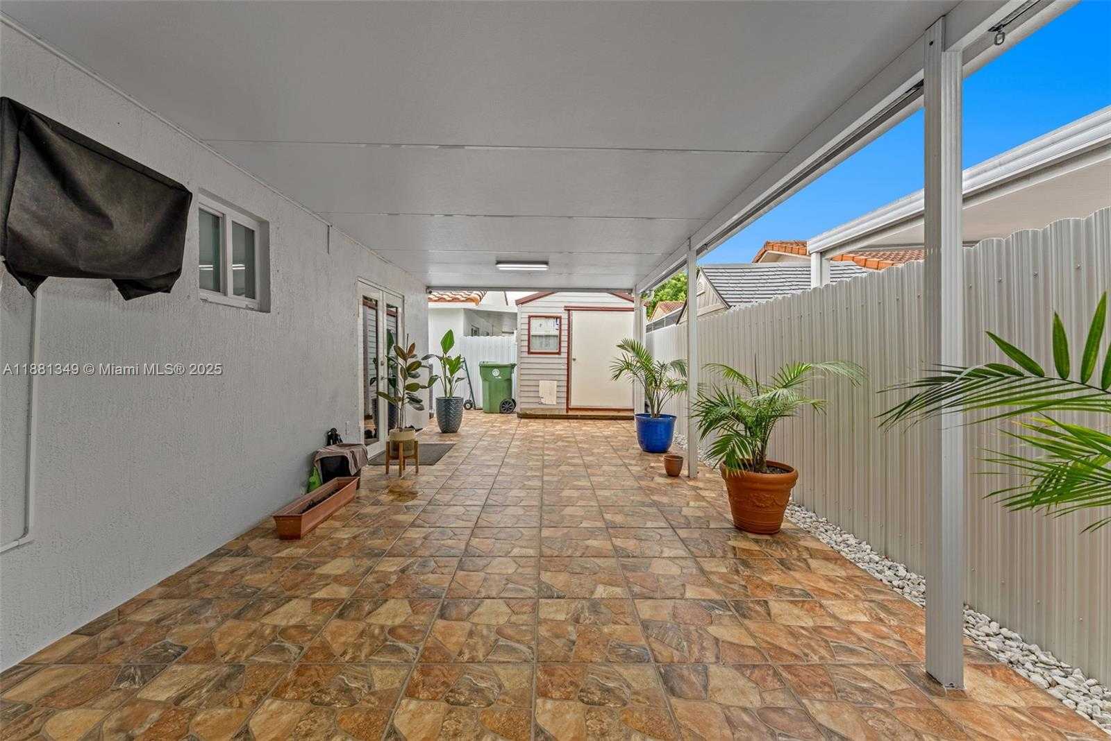 Small Image of 7710 WEST 30TH LN, Hialeah Number 8