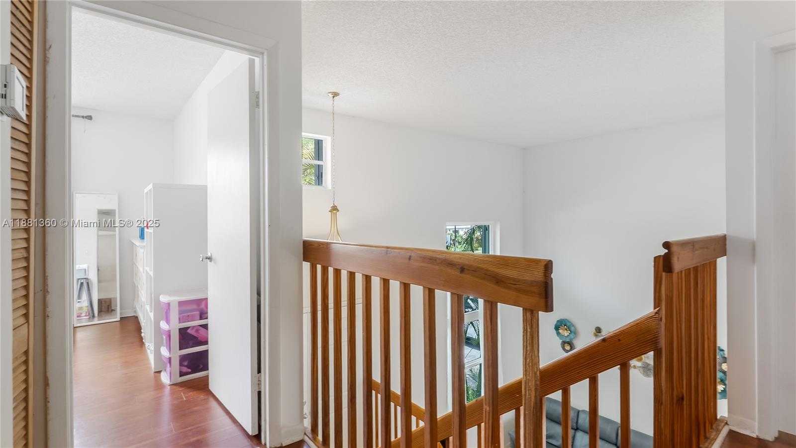 Small Image of 7256 SOUTH WEST 44TH CT, Davie Number 10