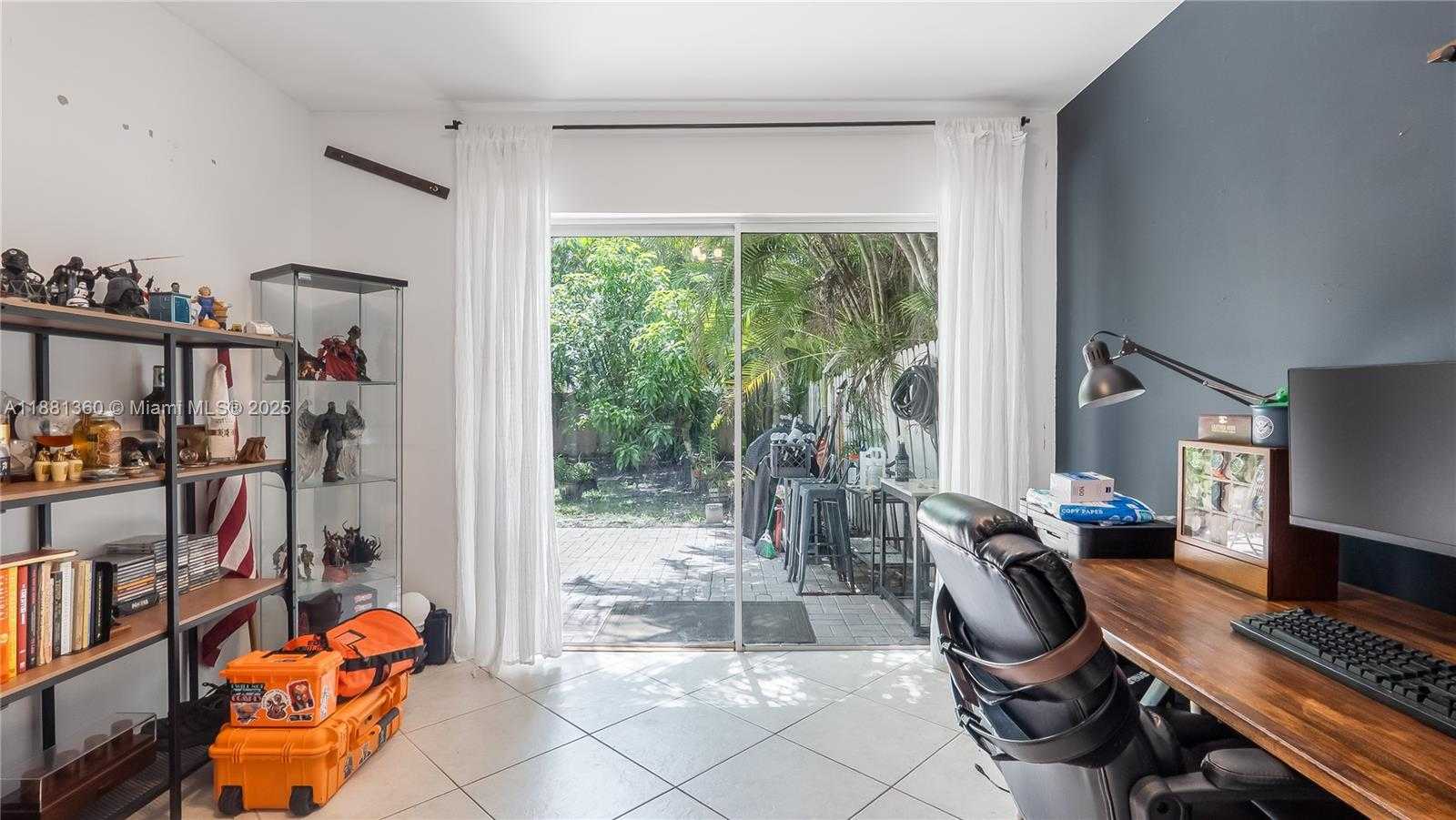 Small Image of 7256 SOUTH WEST 44TH CT, Davie Number 13