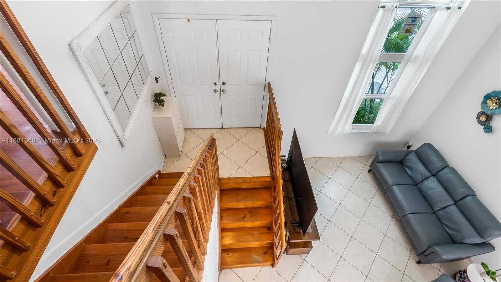 Small Image of 7256 SOUTH WEST 44TH CT, Davie Number 16