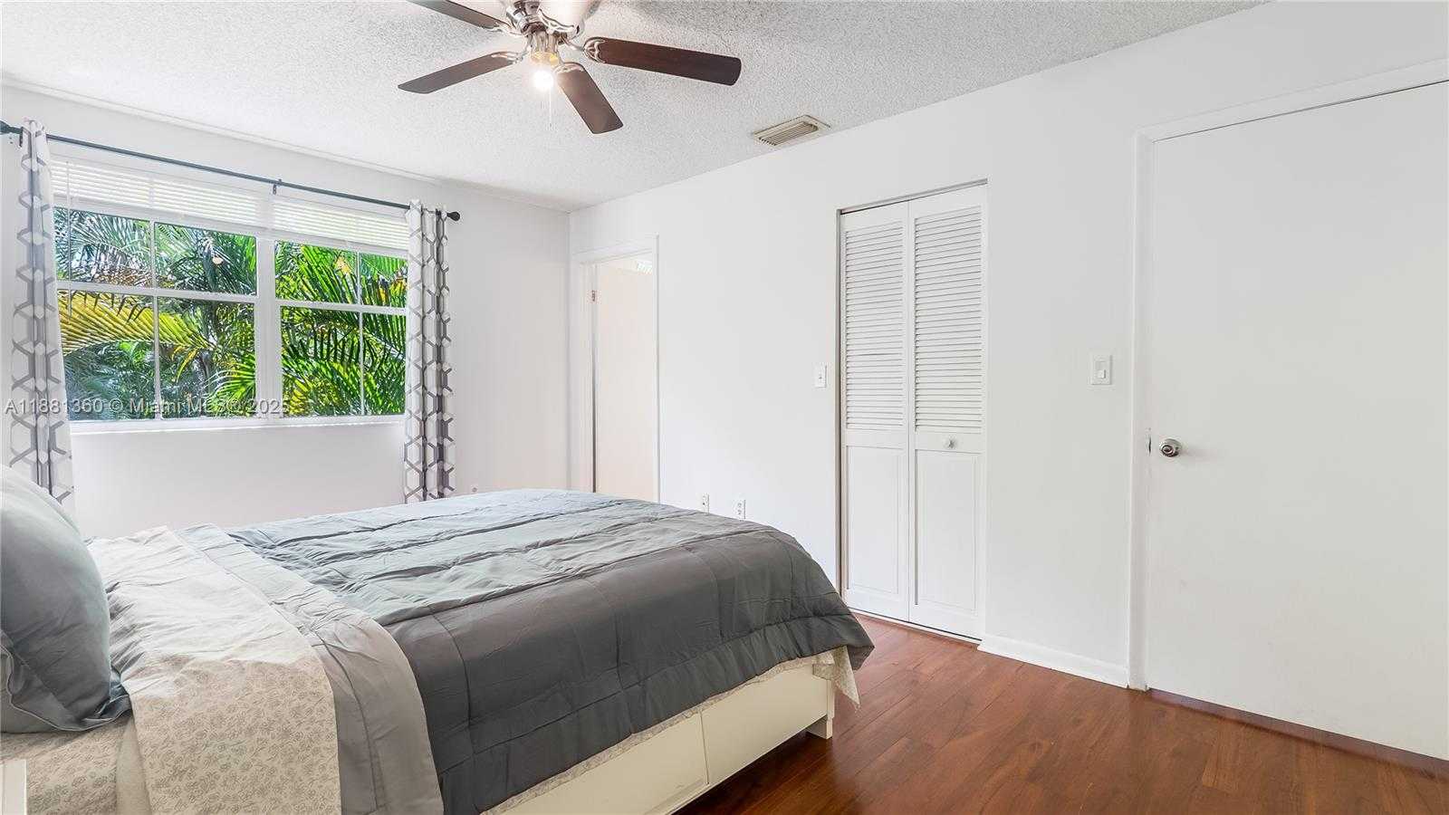 Small Image of 7256 SOUTH WEST 44TH CT, Davie Number 19