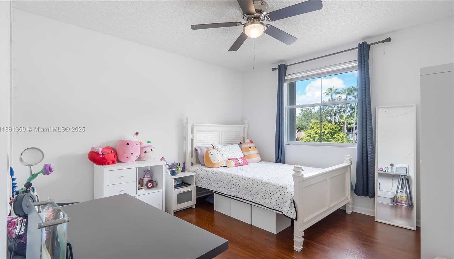 Small Image of 7256 SOUTH WEST 44TH CT, Davie Number 26