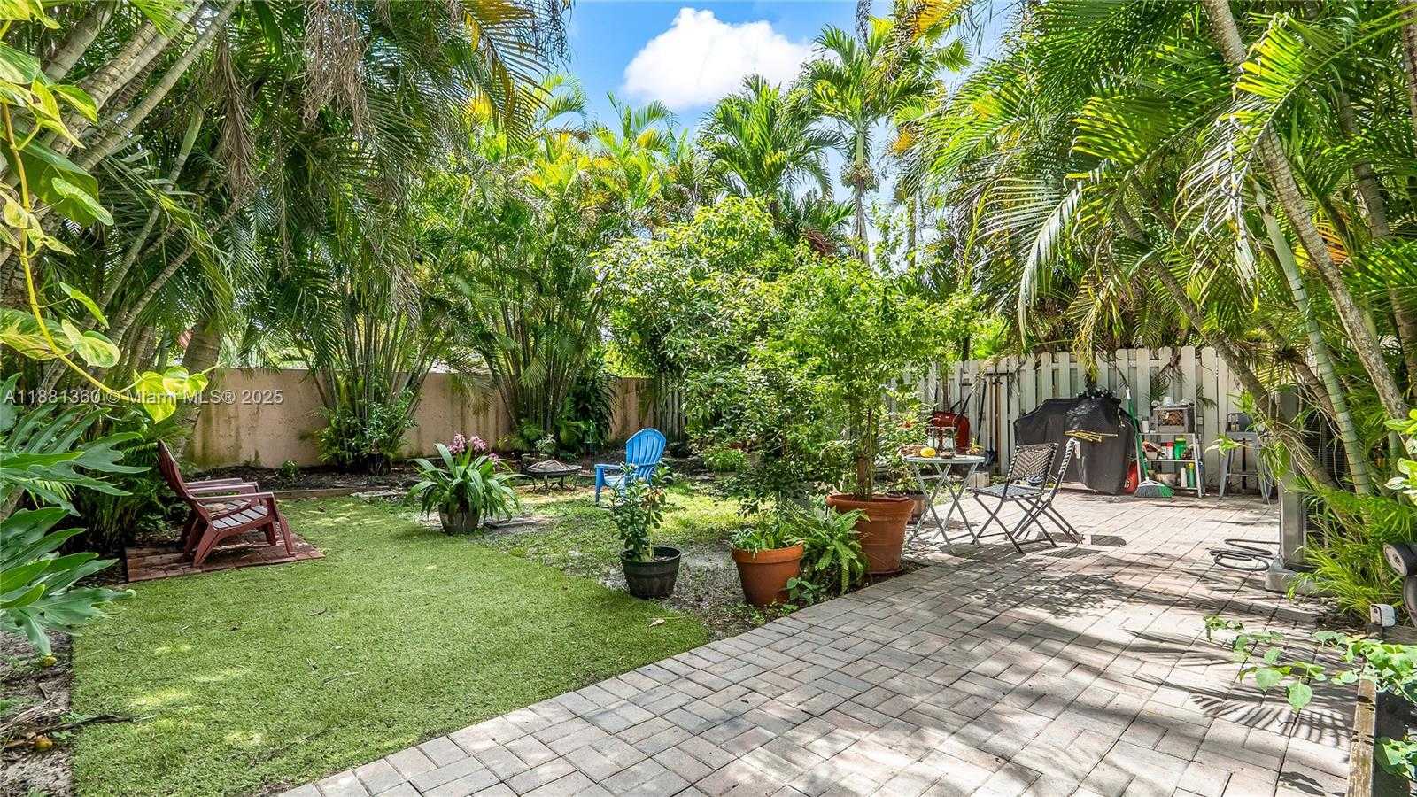 Small Image of 7256 SOUTH WEST 44TH CT, Davie Number 34