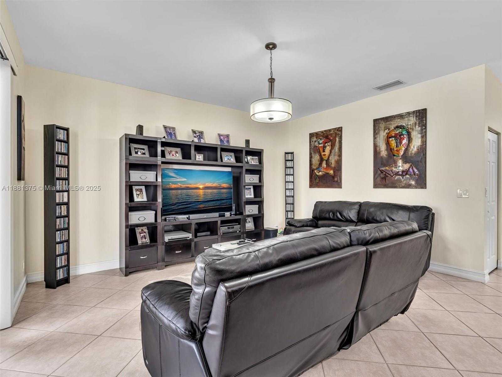 Small Image of 1892 SOUTH WEST 148TH WAY, Miramar Number 19